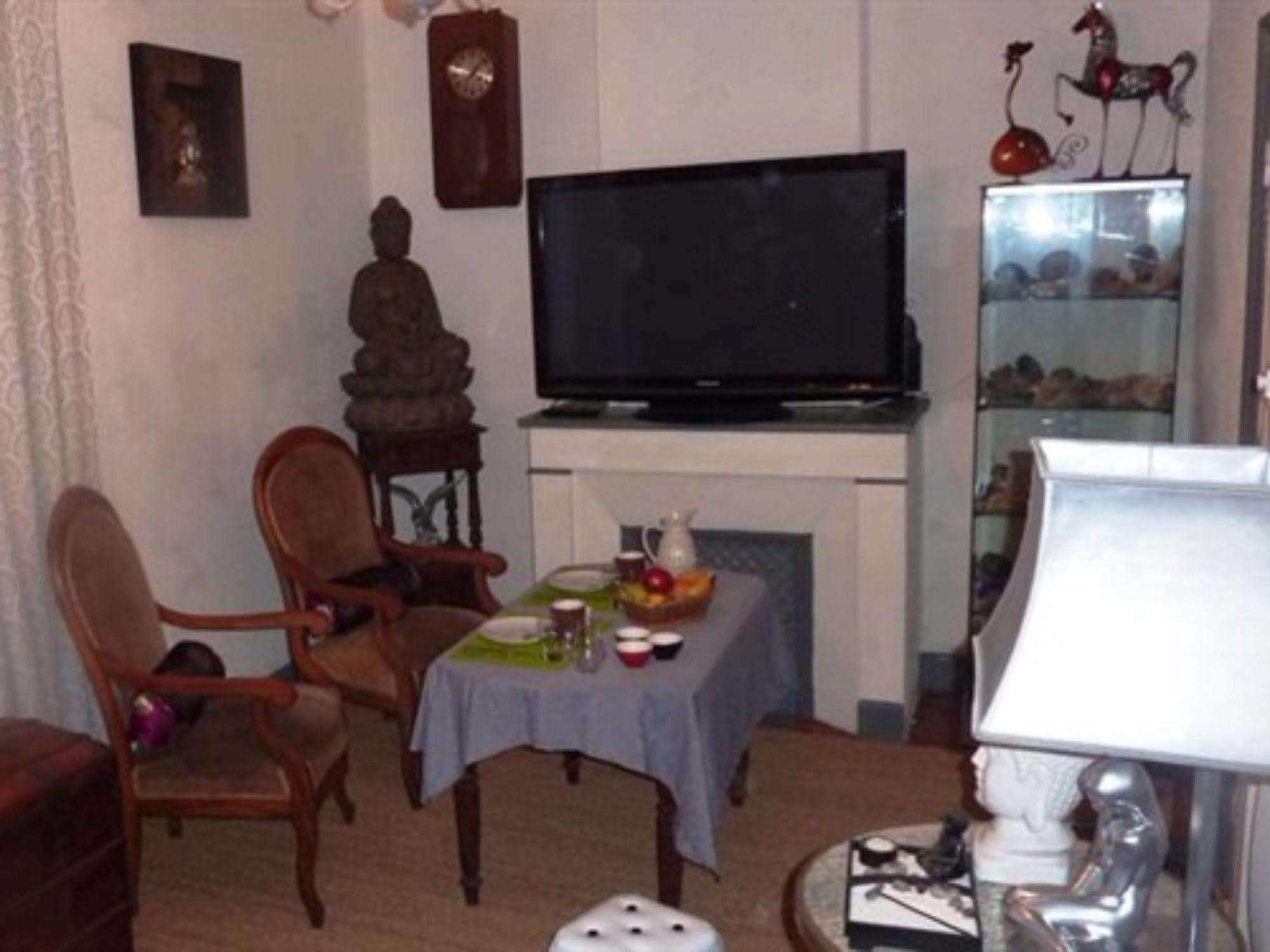 Le Portel Des Arnaud Chambres D'Hotes Durfort-et-Saint-Martin-de-Sossenac ภายนอก รูปภาพ
